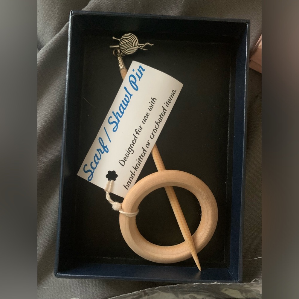 Shawl Pin